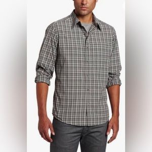Chaps men’s medium long sleeve flannel button‎ down shirt, gray white plaid